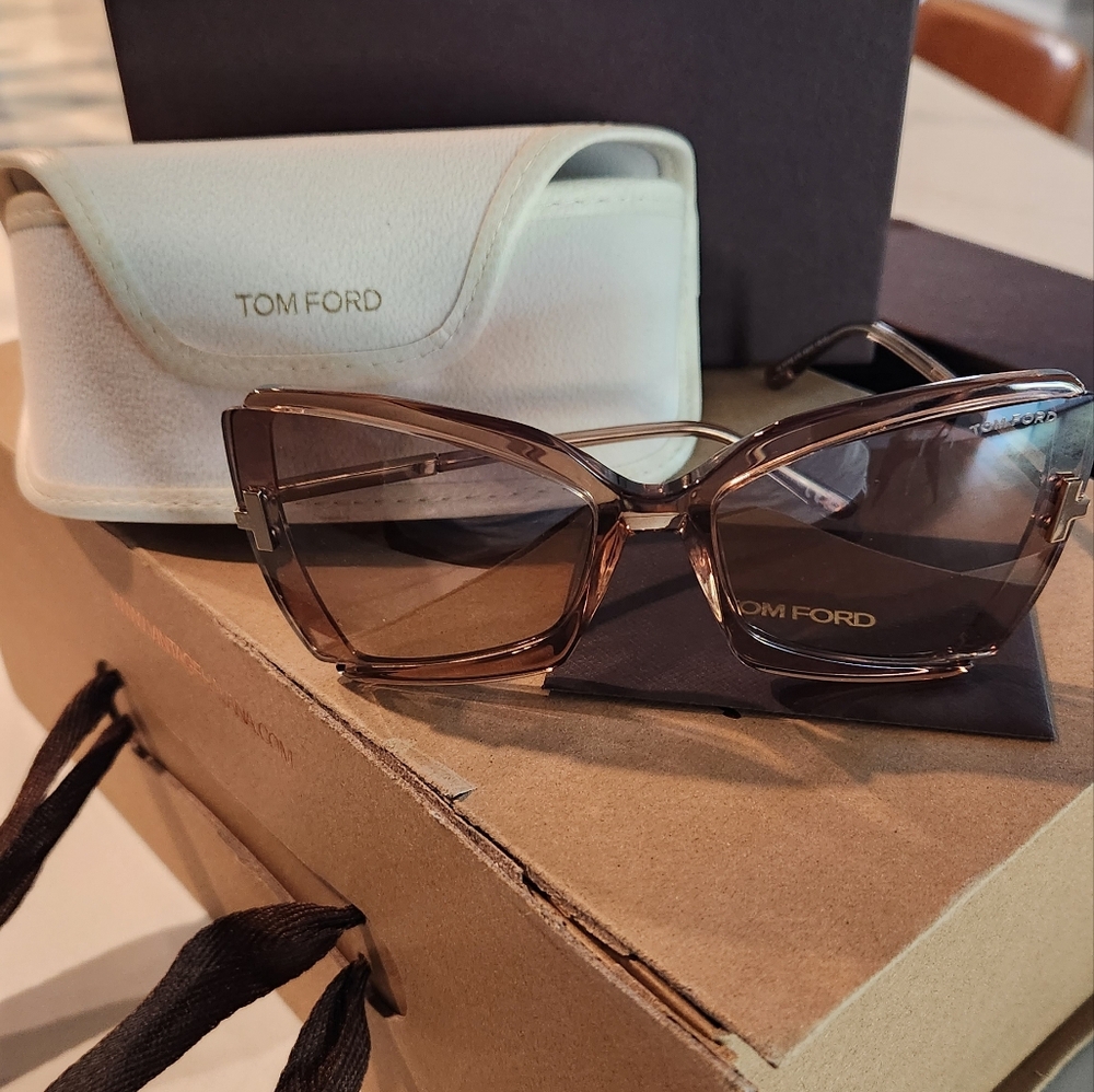 Tom Ford - Gia Semi Rimless Butterfly Sunglasses - Shiny Beige 57G - FT0… - Picture 12 of 12